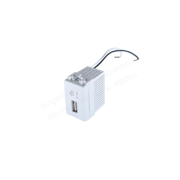 ปลั๊ก USB 2.1A ขนาด1ช่อง สีขาว รุ่น Concept 3031USB_WE (Schneider)